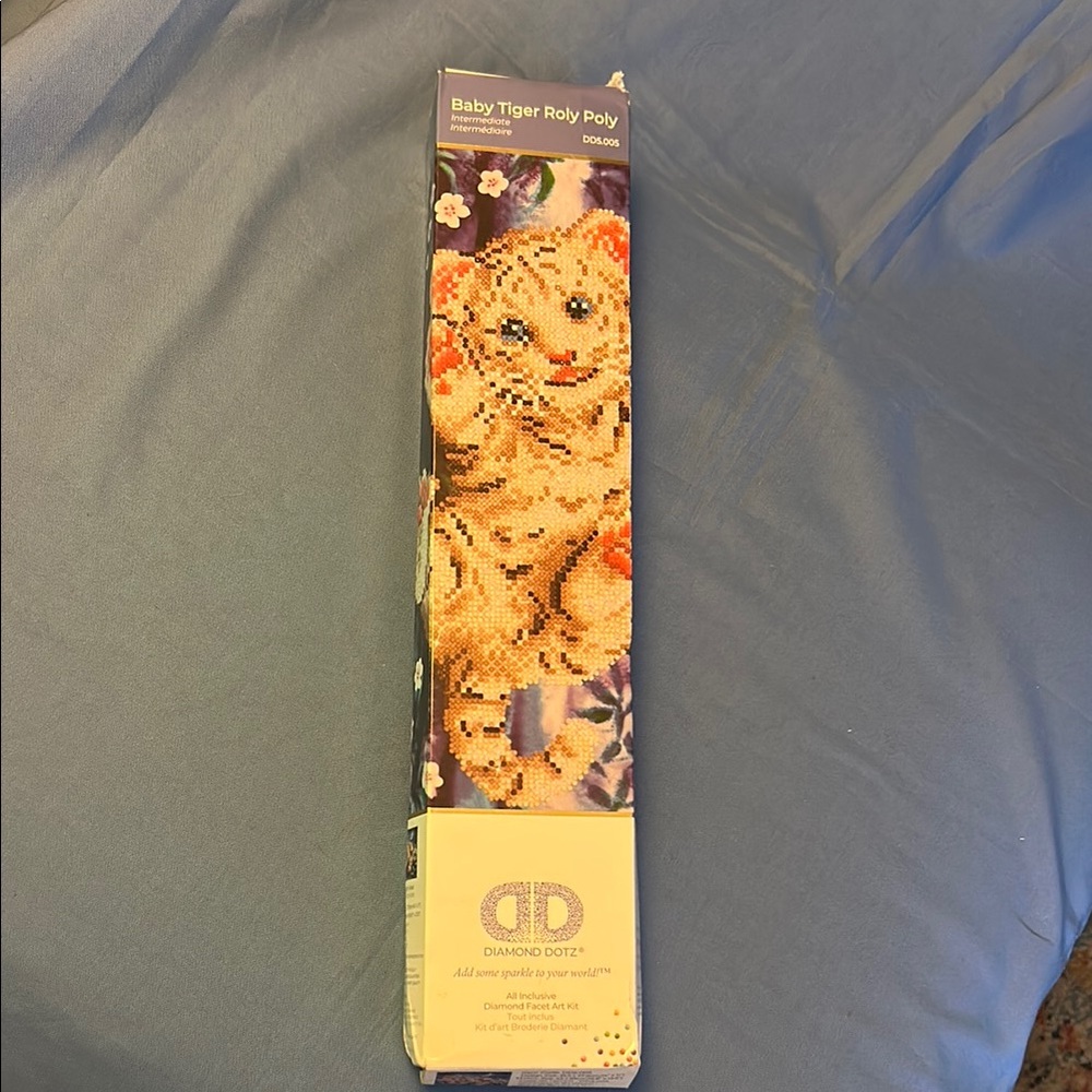 NIB Diamond Dotz Baby Tiger 🐅 Roly Poly Diamond Facet Art Kit DIY 🖼️ - Picture 2 of 16